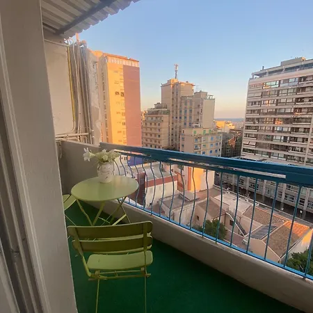 Blue House فندق مبيت وإفطار