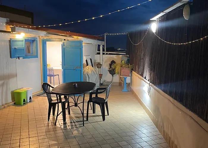 ベッド・アンド・ブレックファスト Blue House カリアリ