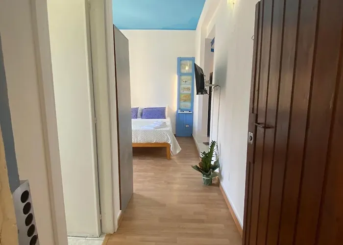 ベッド・アンド・ブレックファスト Blue House